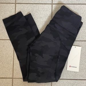 NWT Lululemon Fast and Free 23”